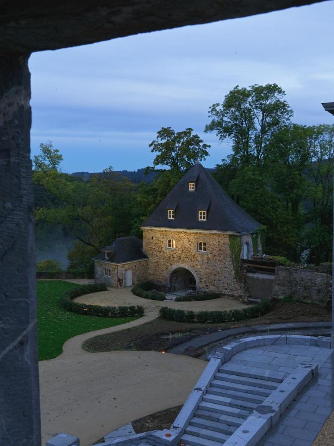 Le Chateau De Mirwart Bagian luar foto
