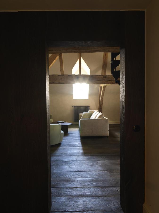 Le Chateau De Mirwart Bagian luar foto