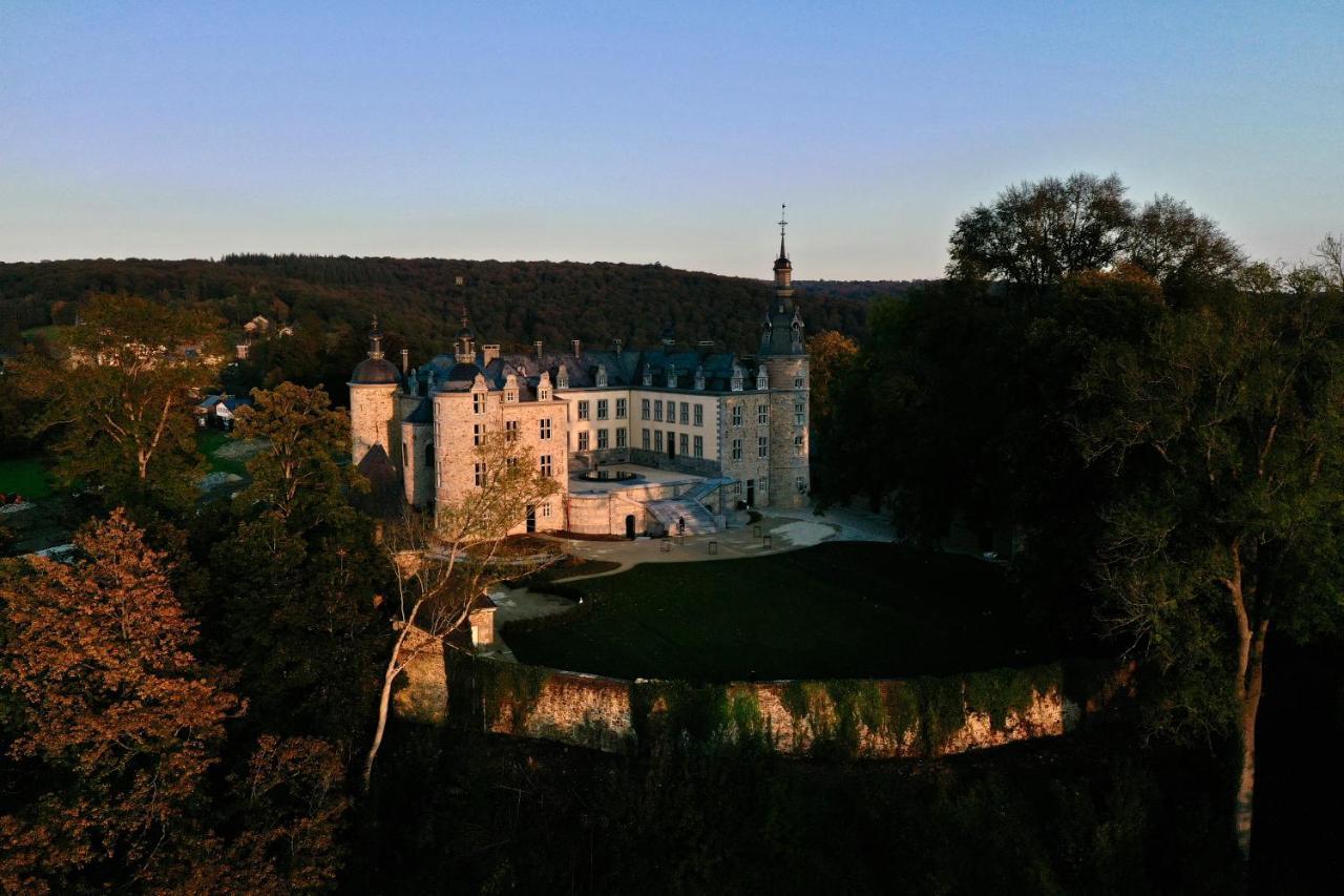 Le Chateau De Mirwart Bagian luar foto